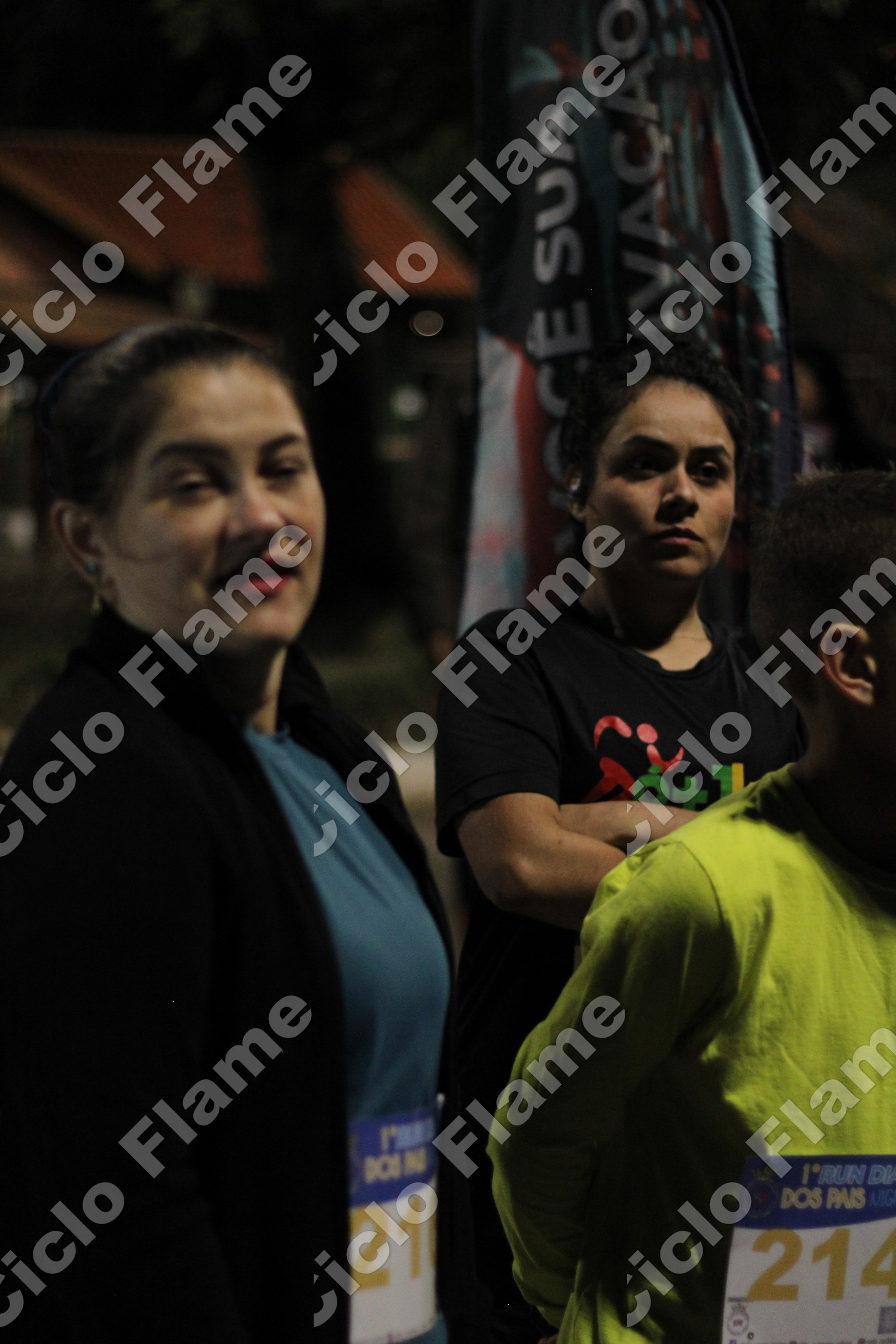 Foto corrida-embu_cmhfd5n5.jpg