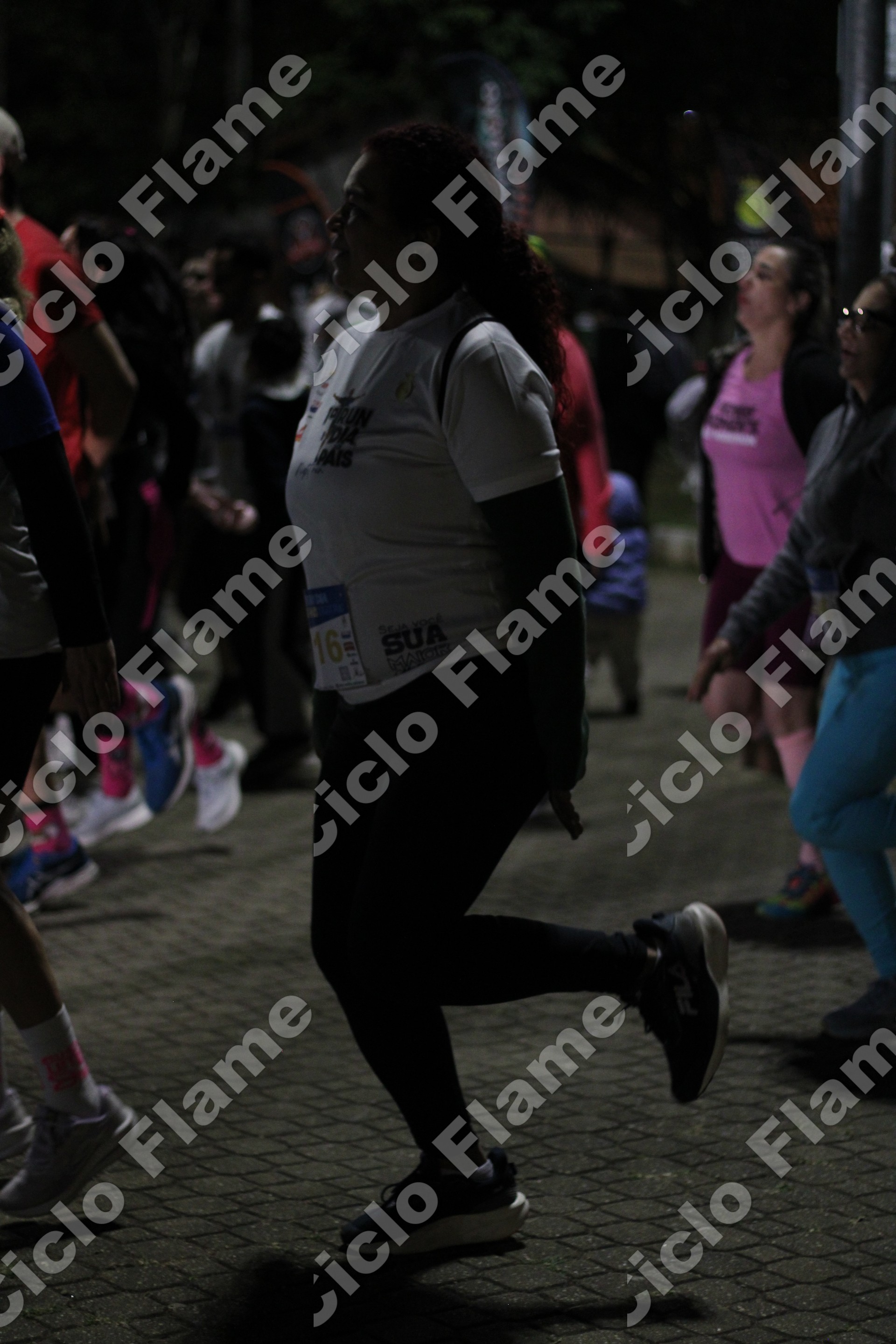 Foto corrida-embu_cmhfd6k0.jpg