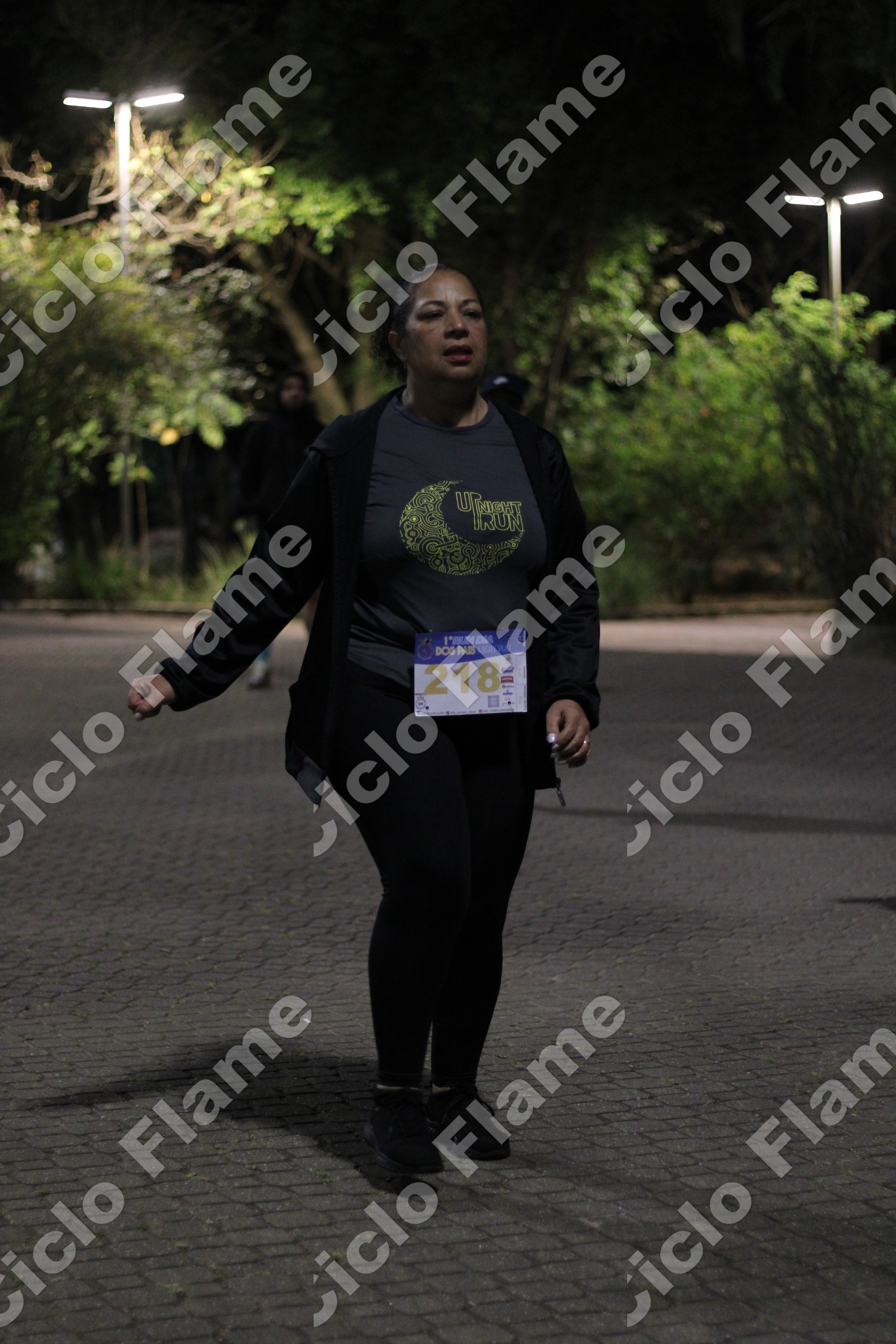 Foto corrida-embu_cmhfd7w9.jpg
