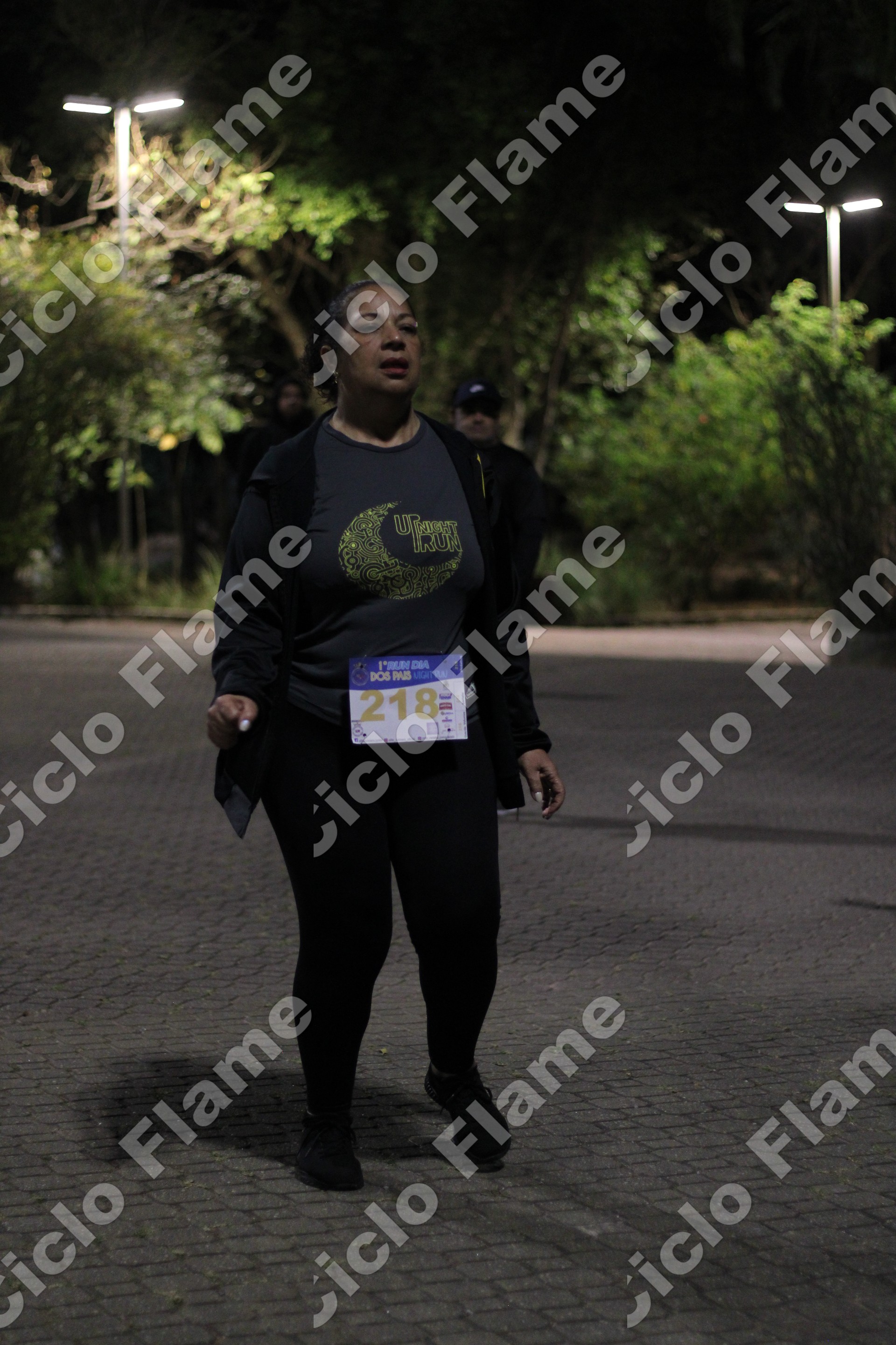 Foto corrida-embu_cmhfd7zx.jpg