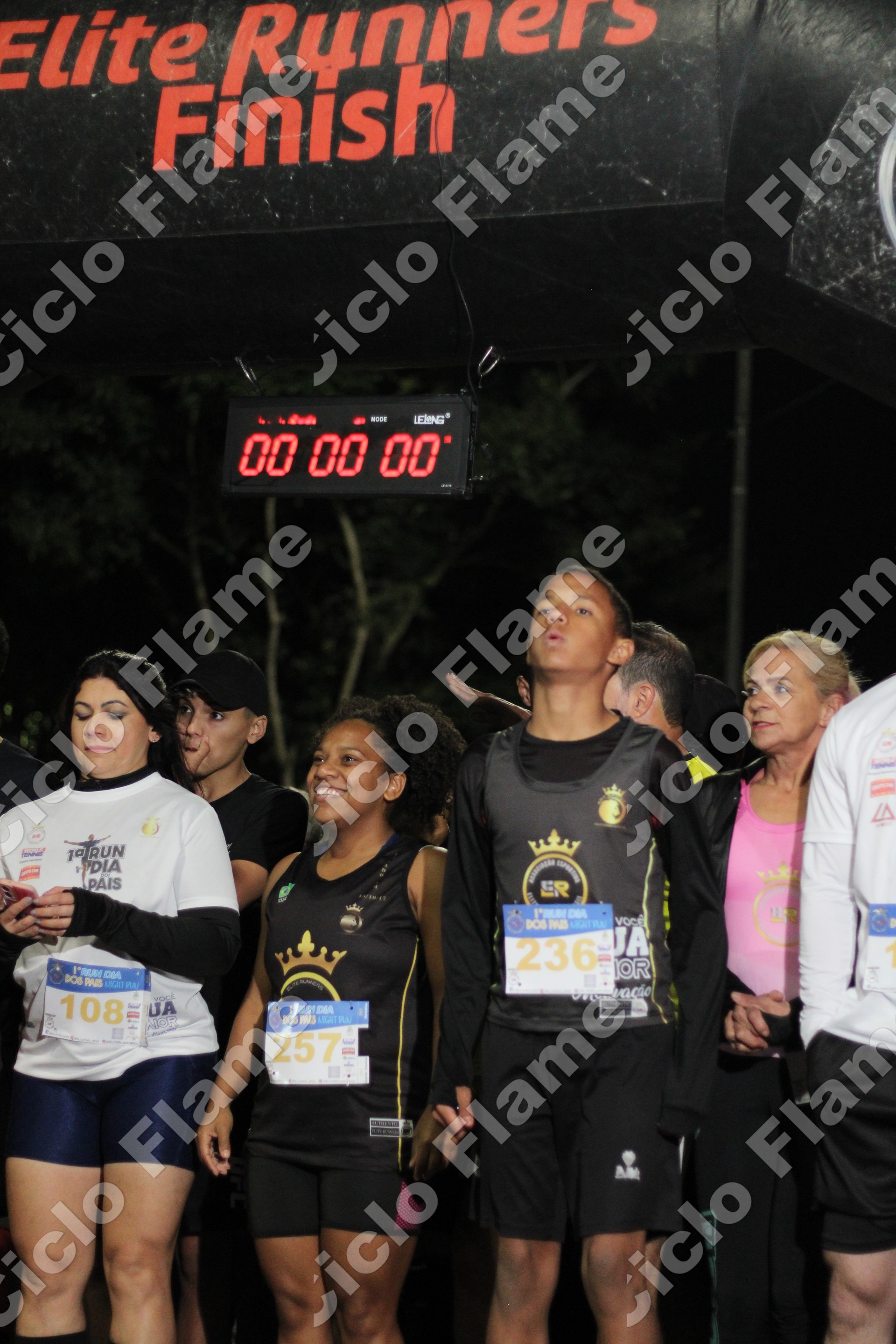 Foto corrida-embu_cmhfd8ri.jpg
