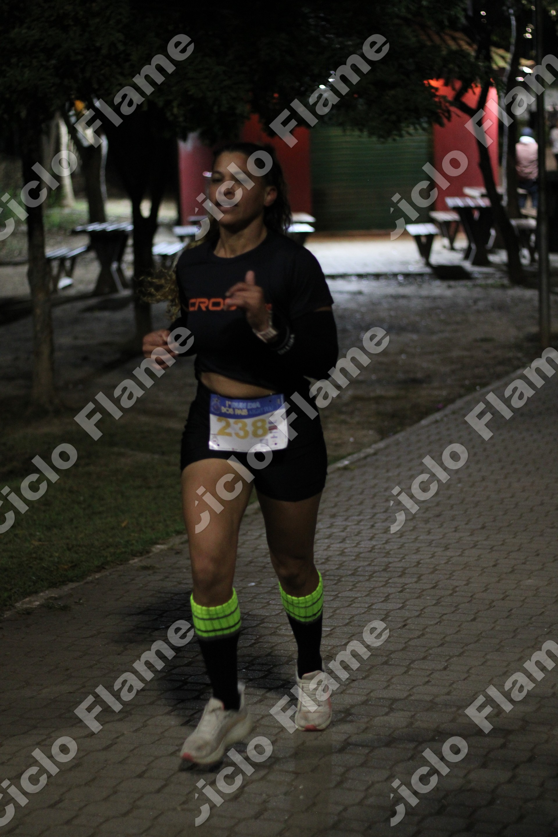 Foto corrida-embu_cmhfda4h.jpg