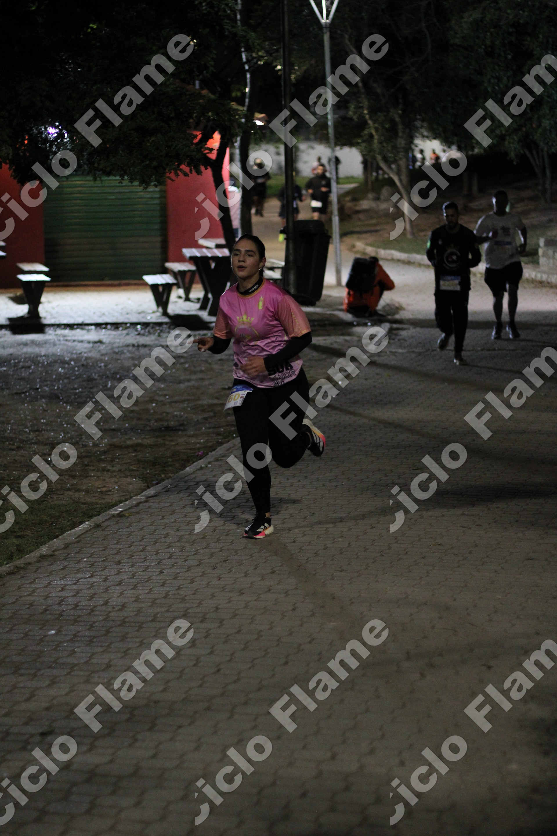 Foto corrida-embu_cmhfdahb.jpg