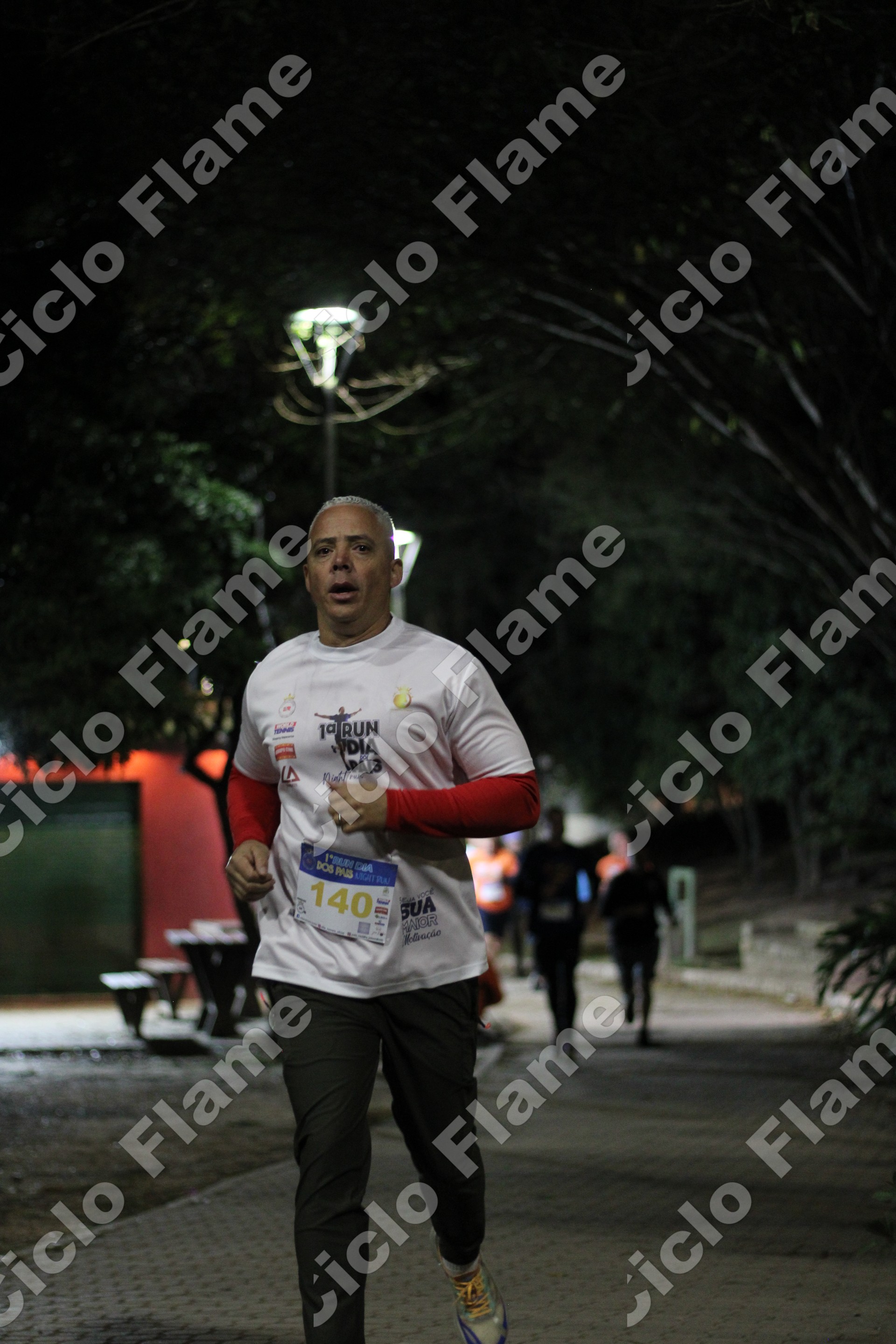 Foto corrida-embu_cmhfdap7.jpg