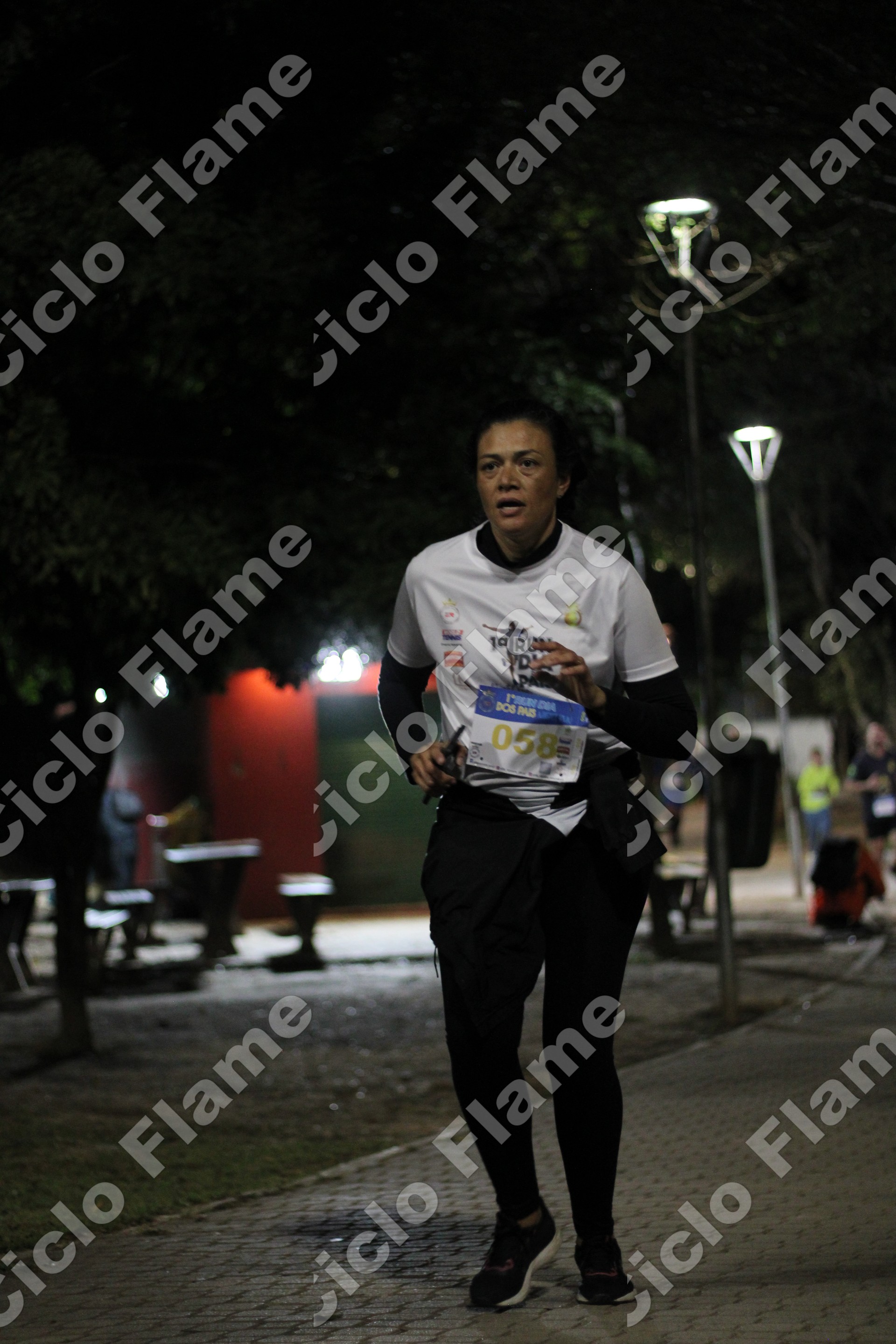 Foto corrida-embu_cmhfdb1f.jpg