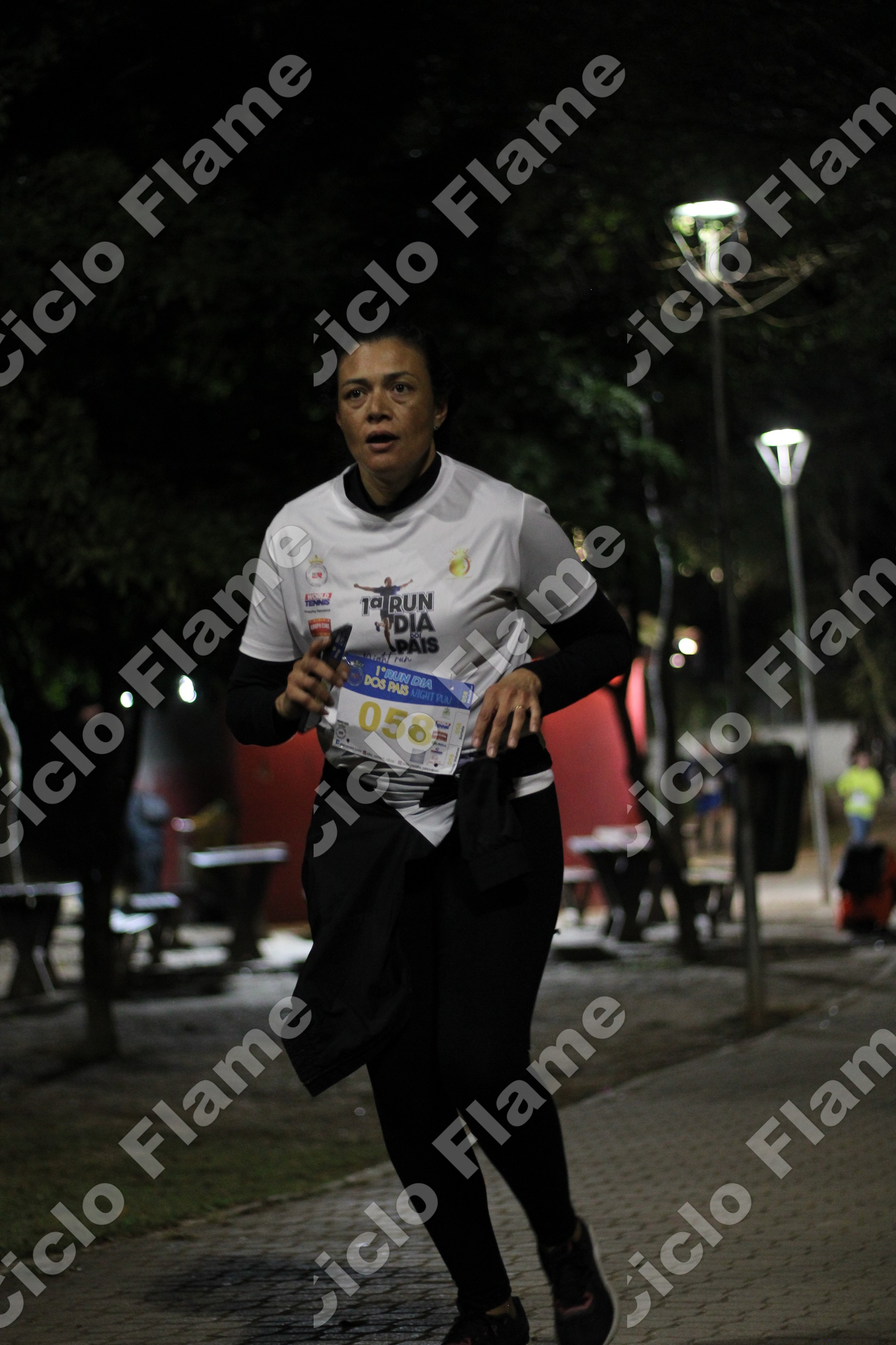 Foto corrida-embu_cmhfdb5b.jpg